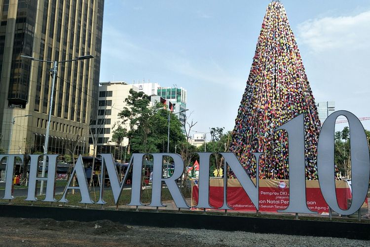 Pohon Natal Pemersatu di Thamrin 10, Jakarta Pusat, Senin (23/12/2019).