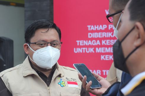 Vaksinasi Dosis 1 untuk Ribuan Lansia di Cianjur Lancar, Tak Ada Kerumunan, Panitia Sediakan Air Mineral