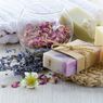 Cara Membuat Sabun Herbal Sendiri, Bisa Pilih Aroma Kesukaan!