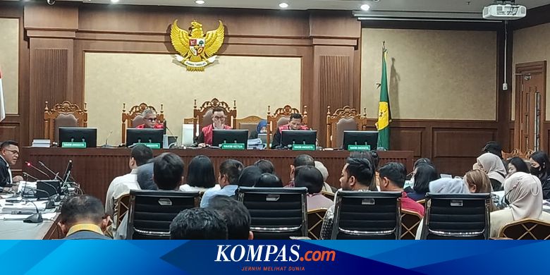 Eks Dirut Taspen Antonius Kosasih Pernah Hadiahkan Mobil Rp 500 Juta ke Pacar
