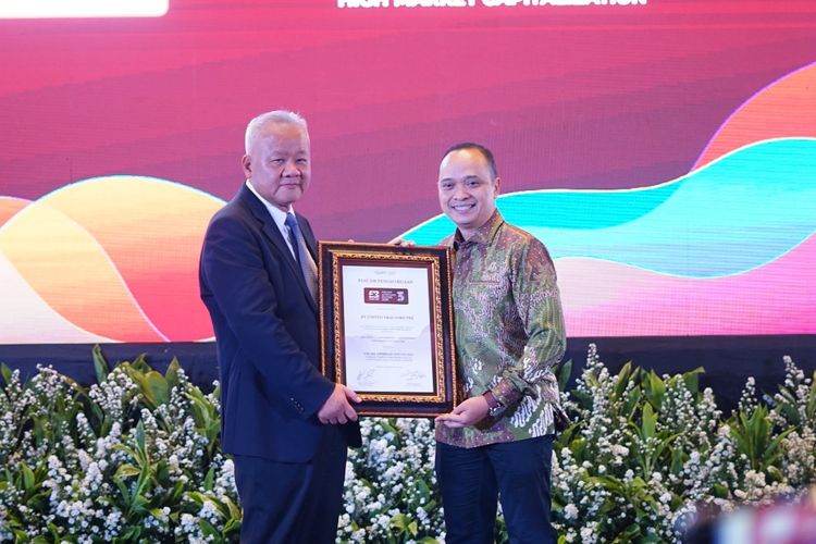 Empat Penghargaan di Ajang Pasar Modal Bukti Fundamental Kuat United Tractors (UNTR)