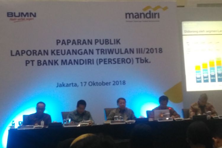 Direksi Bank Mandiri memparkan kinerja kuartal III di Plaza Mandiri, Jakarta, Rabu (17/10/2018).