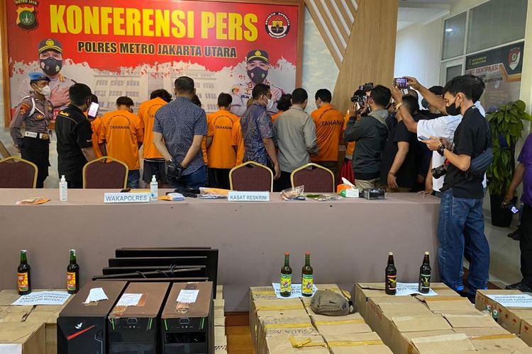 Setidaknya ada 67 pelaku perjudian ditangkap Polres Metro Jakarta Utara, sejak 23 Agustus-1 September 2022. 