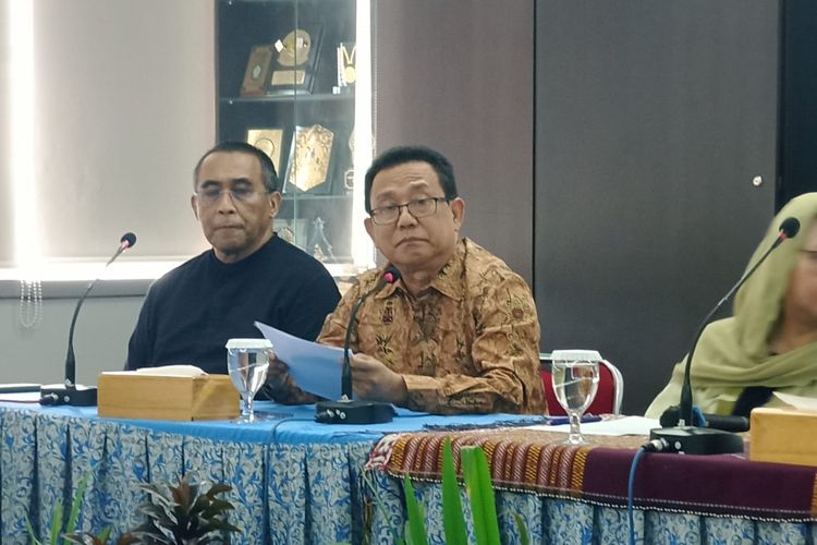 Ketua Umum PGI Pdt. Gomar Gultom saat konfensi pers para tokoh bangsa menyerukan perdamaian di tanah Papua, Kamis (9/11/2023) di Salemba, Jakarta Pusat.