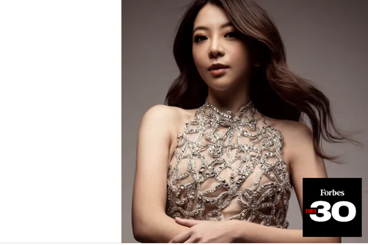 Tangkap layar foto Tiffany Danielle dalam Forbes 30 Under 30 Asia.