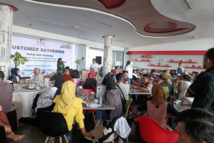 Spindo menggelar customer gathering di Hotel Ibis, Padang.