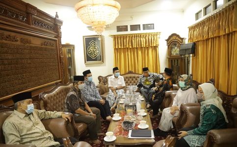 Manpower Minister Holds Talks with Indonesia’s Largest Muslim Group on Jobs Law