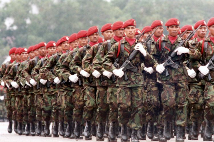 Dari Rpkad Ke Kopassus Ini Perjalanan Pasukan Baret Merah Tni Ad Halaman All Kompas Com