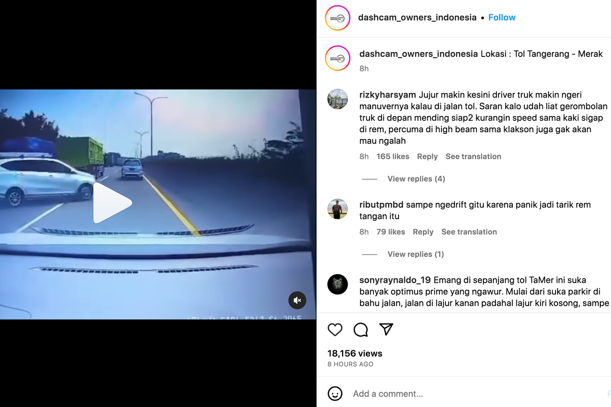 Video mobil LMPV 'melintir' lantaran hindari truk yang melakukan manuver secara mendadak di jalan tol