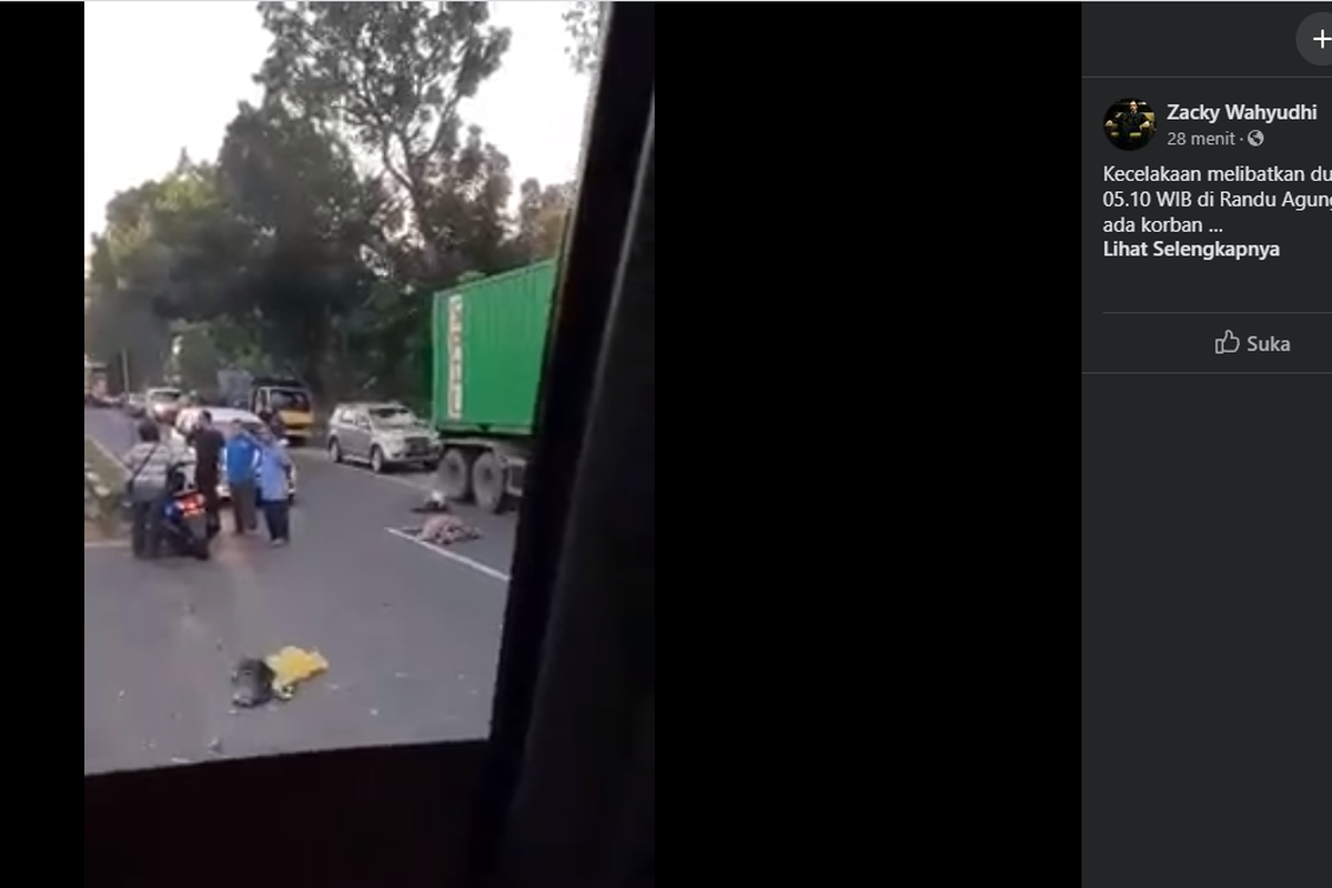 Tangkapan layar video kejadian lakalantas akibat pesepeda motor lawan arah di daerah Singosari, Malang pada Senin (3/5/2021).