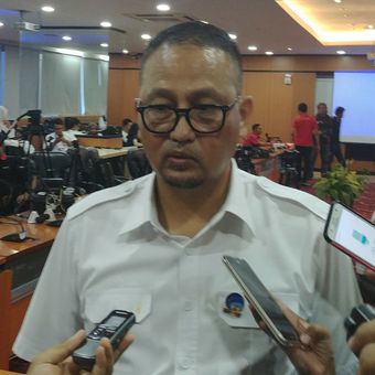 Dirjen Aplikasi dan Informatika Samuel Abrijani Pangerapan dalam jumpa pers di Kantor Kominfo, Jakarta, Senin (6/11/2017).
