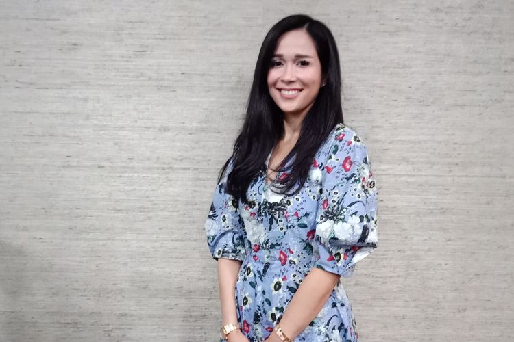 Pengusaha properti sekaligus istri Menteri Perindustrian, Loemongga Haoemasan ketika ditemui pada peluncuran logam mulia Waris di kawasan Sudirman, Jakarta Selatan, Senin (11/11/2019).