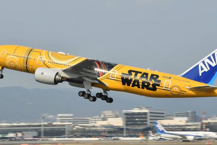 Kampanye Star Wars di pesawat Boeing 787-9 Dreamliner All Nippon Airways (ANA).