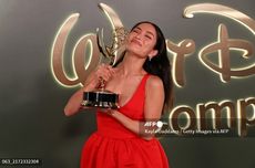 Tampilan Elegan Anna Sawai, Aktris Pertama Asia yang Raih Emmy Awards