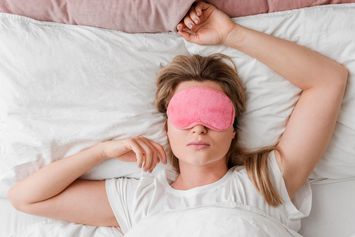 Apakah Manfaat Memakai Masker Tidur?