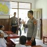 Kisah Personel Polres Paser Jadi Guru SD untuk Desa Terpencil dengan Penduduk Hanya 500 Orang