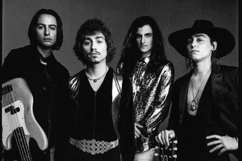 Lirik dan Chord Lagu Edge of Darkness - Greta Van Fleet