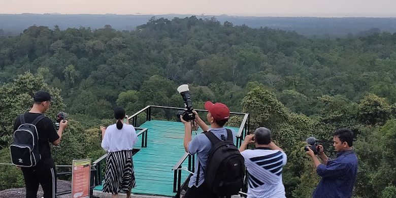 5 Spot Foto Yang Wajib Dikunjungi Di Bukit Peramun Belitung Halaman All Kompas Com