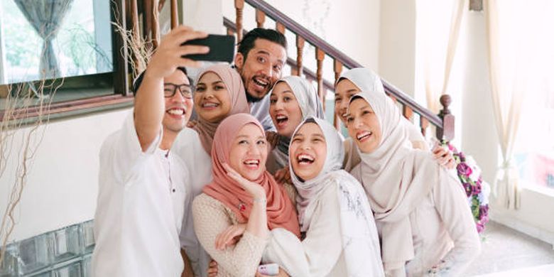 Oops, 6 Tips Selfie dan Wefie Saat Lebaran 2022