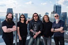 Lirik dan Chord Lagu Invisible Monster - Dream Theater