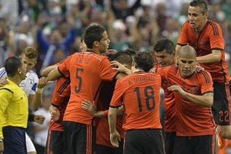Meksiko menang 3-0 atas Israel di laga uji coba. 