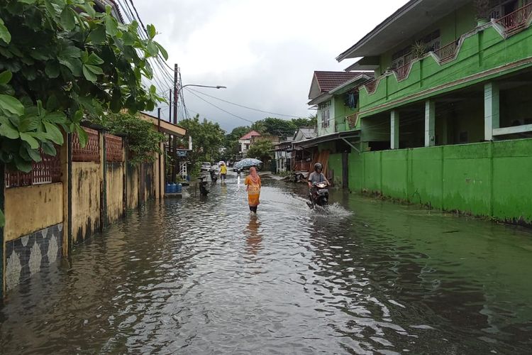 Jalan Abdul Adara, Gedung Nasional Pangkalpinang yang terendam banjir, Sabtu (2/3/2024).