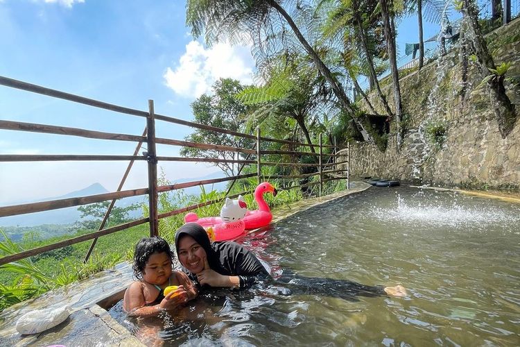 Lembah Pinus Camp & Cafe, Bogor, Jawa Barat DOK. Instagram.com/lembahpinus.id