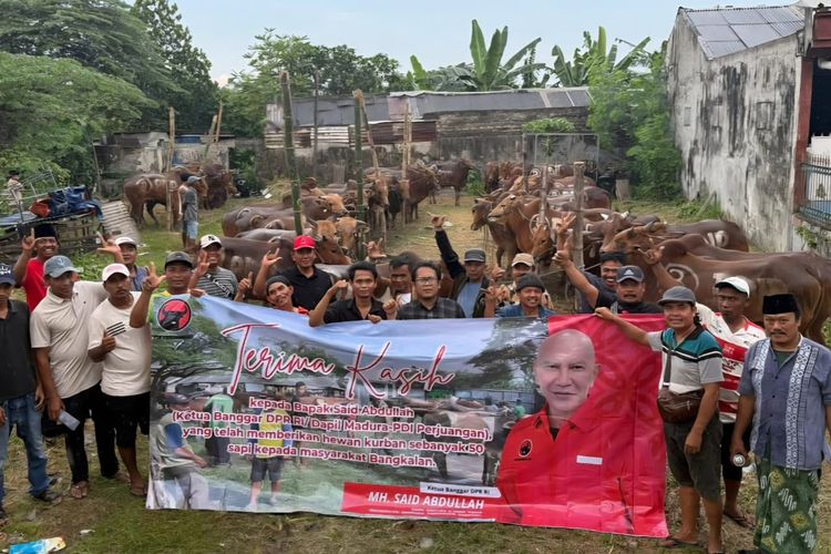 PDI-P Jatim Bagikan 485 Sapi Kurban, Said Soroti Rendahnya Tingkat Konsumsi Daging Sapi di Jatim
