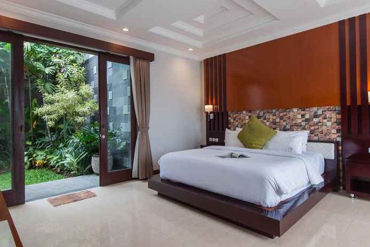 Salah satu kamar yang bisa dipesan di Amelle Villas & Residences Canggu, Badung, Bali.