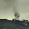 Gunung Ile Lewotolok Bentuk Kubah Lava Baru akibat Erupsi Terus-menerus