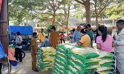 PLBN Motaain Hadirkan Pasar Murah dan Samsat Keliling, Masyarakat Perbatasan Sambut Antusias