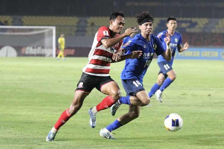 Hasil Arema FC vs Barito Putera 4-2, 10 Pemain Singo Edan Berjaya