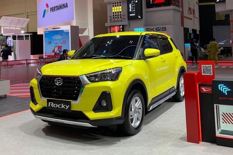 Daihatsu Rocky 1.2 liter di GIIAS 2021.