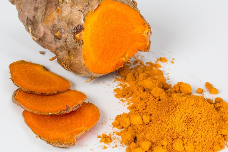 Ilustrasi kunyit, salah satu bahan alami yang bisa diolah menjadi fungisida organik