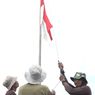 Petani Kibarkan Bendera Merah Putih di Sawah, Dedi Mulyadi: Simbol Kemerdekaan Petani