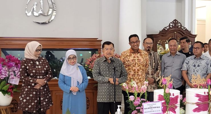 Masa Tenang, Anies dan Istrinya Ikut Rayakan Ulang Tahun Ke-81 Istri Jusuf Kalla