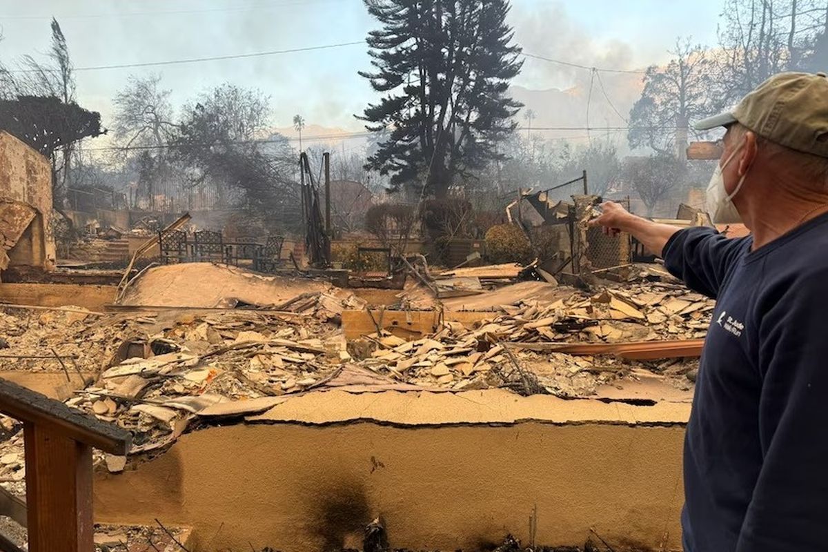 Kondisi rumah warga negara Indonesia (WNI) di Altadena, LA akibat kebakaran Los Angeles.