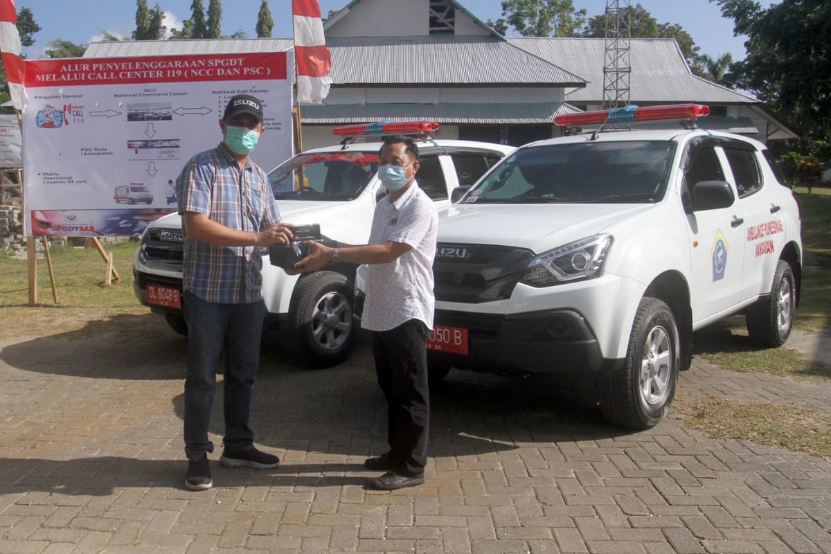 Industri Otomotif Garap Peluang di Sektor Kesehatan, 11 Unit Ambulans Isuzu MU-X Mulai Layani Sulut
