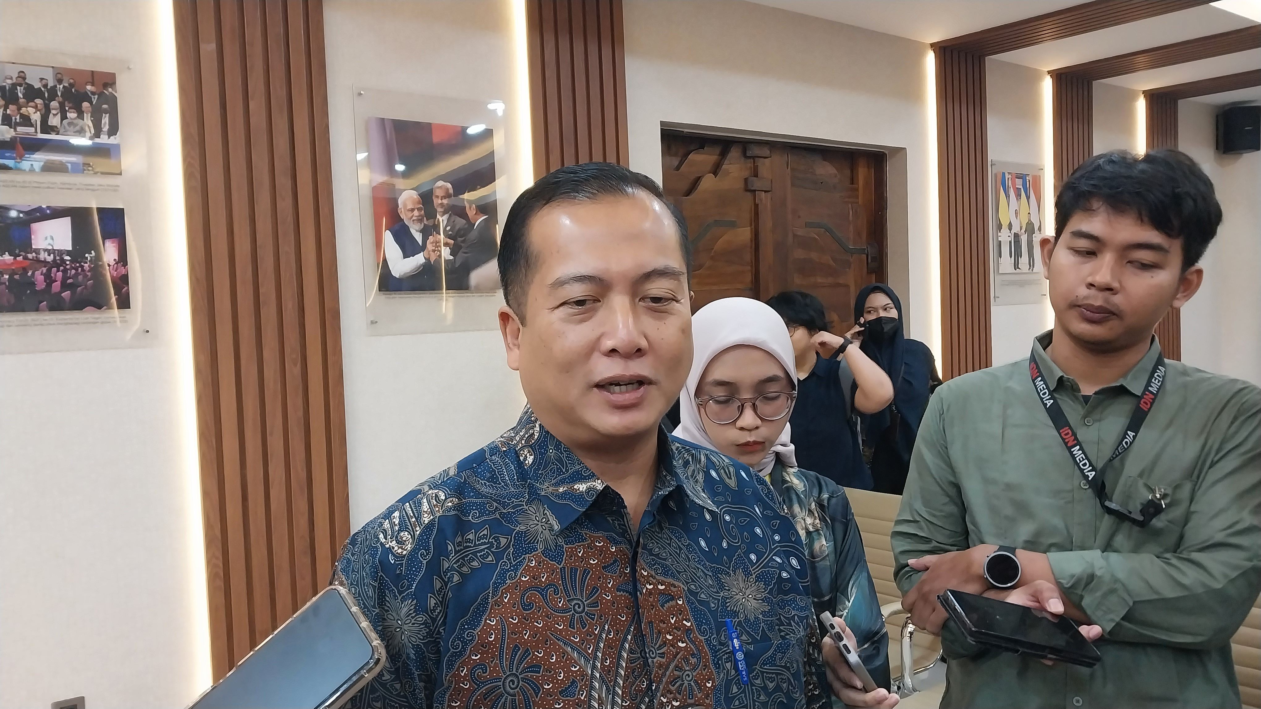 Bicara dengan Menlu Selandia Baru, Menlu Retno Bahas Pembebasan Pilot Susi Air