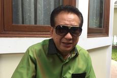 Kesedihan Cucu Anwar Fuady Ditinggal Pergi Ayah Tercinta