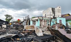 Pantau Langsung Korban Kebakaran di Tanjung Selor, Wabup Bulungan Serahkan Bantuan Sosial