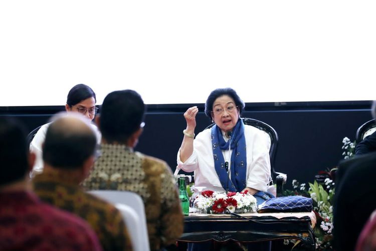 Ketua Dewan Pengarah Badan Riset dan Inovasi Nasional (BRIN) Megawati Soekarnoputri saat menjadi pembicara di acara bertajuk BRIN, di Bali, Senin (7/8/2023).
