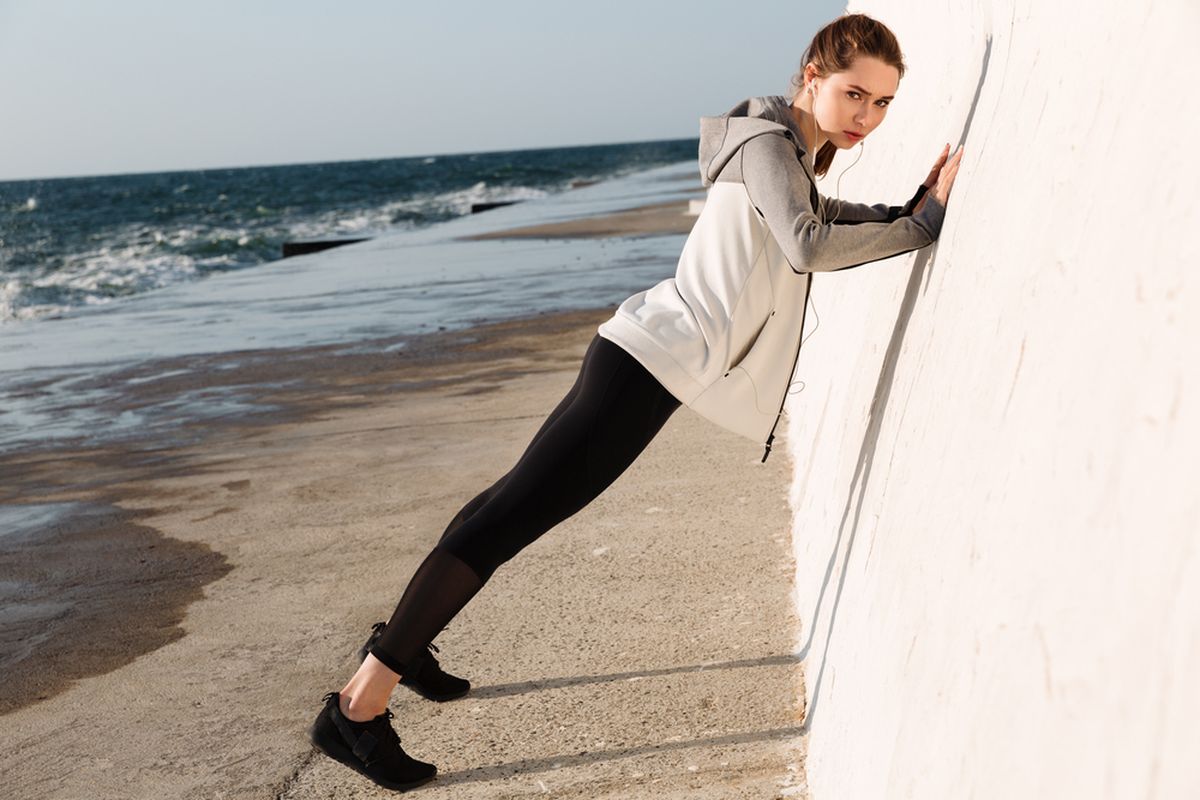 Cara push up dinding (wall push up)
