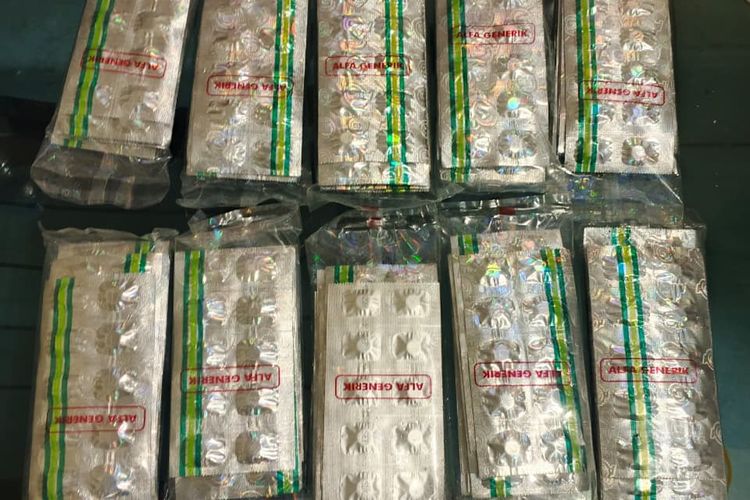 Pria Ditangkap Saat Antar Pesanan 1.000 Butir Tramadol di Kampung Kosambi Tangerang