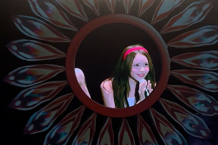 Jadi Idol Kpop, Carmen Hearts2Hearts Ungkap Barang Pemberian Orangtua yang Selalu Dibawa