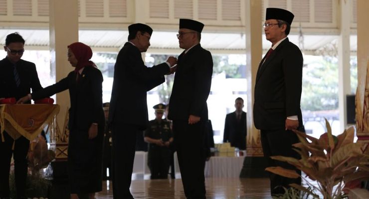 Sultan Lantik Penjabat Sementara untuk Pimpin Bantul dan Sleman 