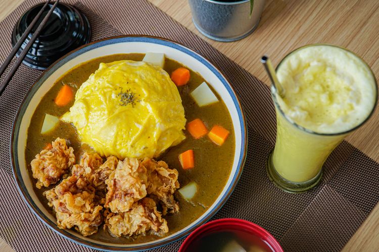 Karaage Omelette Curry ala Currysuu!, restoran masakan Jepang di Tangerang.