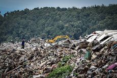 Alat Berat di TPA Sarimukti Rusak Jadi Penyebab Sampah Menumpuk di Bandung Raya