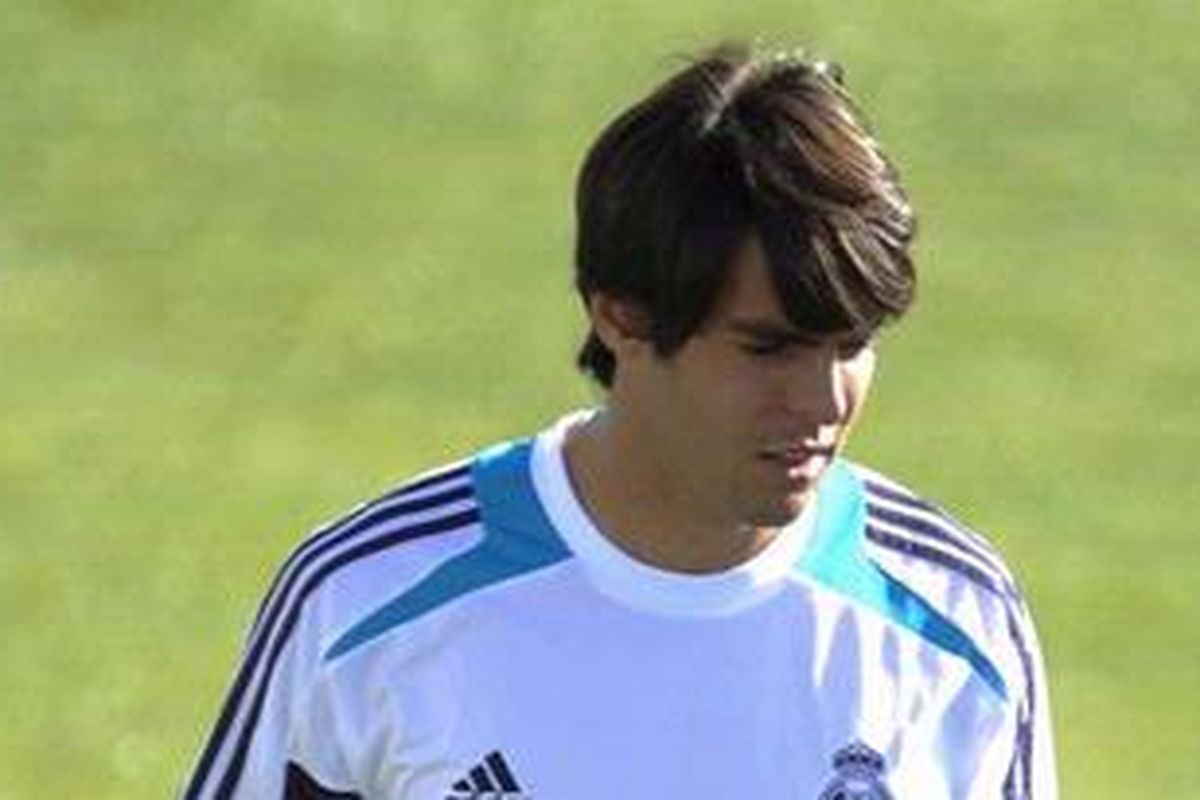 Gelandang Real Madrid, Ricardo Kaka, dalam sesi latihan, Sabtu (25/8/2012).