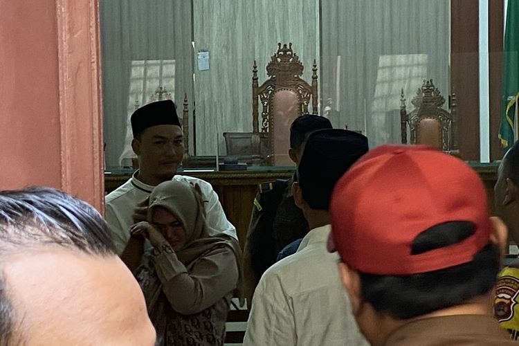 Angga (30) terdakwa perkara pembunuhan ketua ormas di Bandar Lampung usai vonis di PN Tanjung Karang, Selasa (14/3/2023).